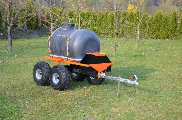ATV-Anhänger mit Tank
